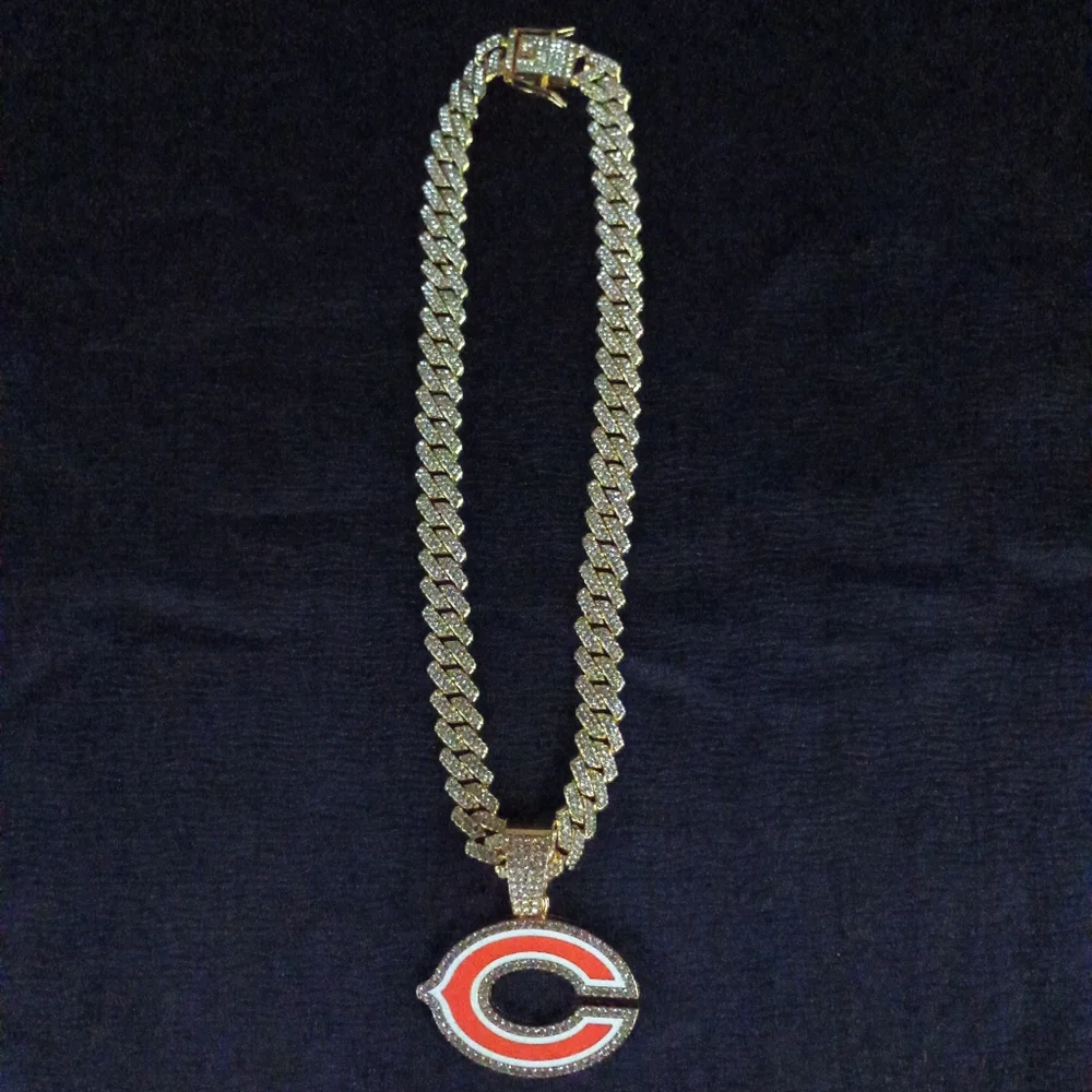 NFL Chicago Bears 20 Inch Necklace Pendant Cuban Chain Link Football Jewelry - Picture 3 of 6